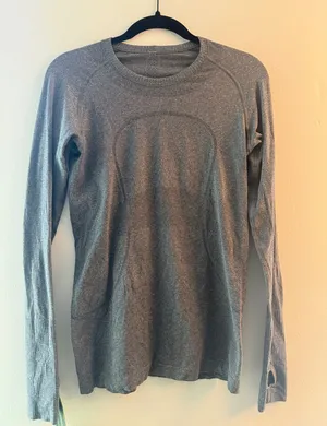 Lululemon Long Sleeve Swiftly Tech thumbnail 1