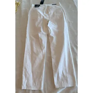 NWT KUT From The Kloth Rachael Fab Ab Mom Jeans Size 2 Optic White Raw Hem thumbnail 6
