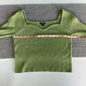 Wild Fable Light Heather Green Sweatheart Neckline Ribbed Cropped Sweater Sz L thumbnail 7