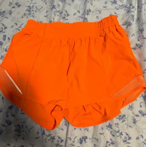 Orange Lululemon Shorts Hotty Hot 4" High-Rise thumbnail 1