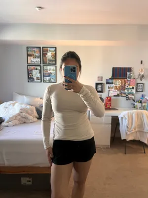 Lululemon Long Sleeve Ribbed thumbnail 2