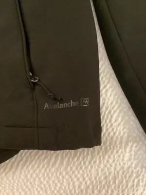Avalanche Outdoor Supply Co. Women's Black Softshell Hooded Jacket Size M thumbnail 2
