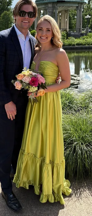 Mac Duggal Gown 68486 Women’s Green Ruched Tiered Criss-Cross Spaghetti Strap thumbnail 1