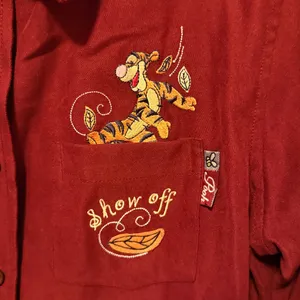Vintage Disney Tigger Embroidered Shirt thumbnail 2