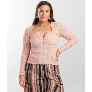 Gimmicks by BKE Light Peach Eyelet Smocked Stretch Henley Large‎ thumbnail 8