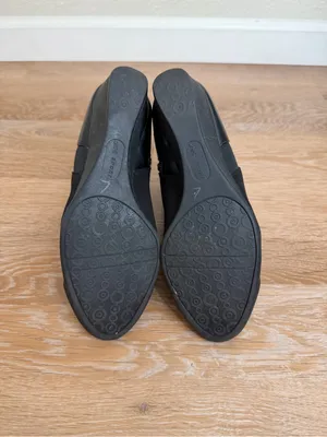 Anne Klein Sport Women's Black Comfort Zip Wedge Ankle Bootie, Size 6M thumbnail 9