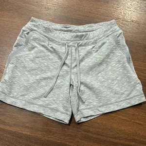 Athleta shorts thumbnail 1