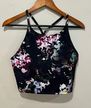 Old Navy active top (L)  thumbnail 1