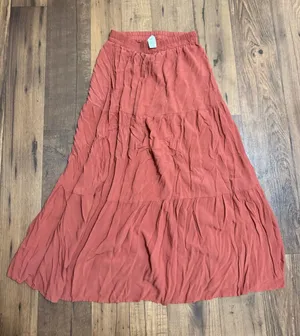 Women’s Tiered Maxi Skirt thumbnail 1