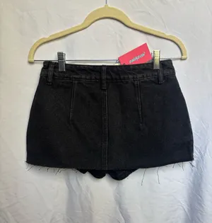 Edikted Low Rise Denim Micro Skort thumbnail 7