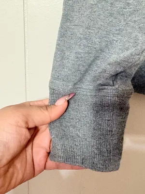 Vuori Cleo Mock Neck Sweatshirt Gray Pullover Relaxed Lounge Athleisure Size S thumbnail 5