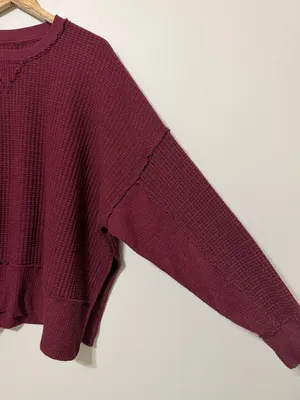 AE This Feels Lived In Hug Waffle Crew Neck Sweatshirt Burgundy Size XS Oversize thumbnail 6