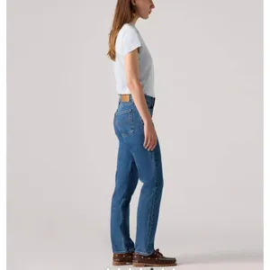 New Levi's 32x30 Premium 724 High Rise Straight Stretch Mosey Stone Medium Wash thumbnail 2