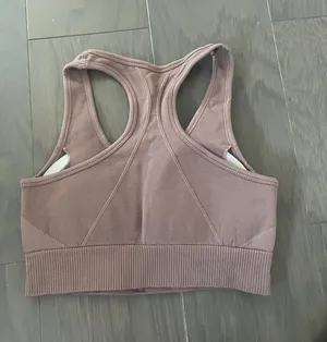 Amazon Two Piece Workout Set • Size S thumbnail 3