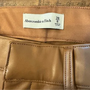 ABERCROMBIE Faux Leather‎ Pants thumbnail 4