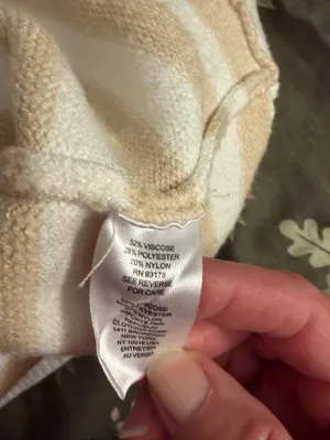 Tahari Cardigan Sweater thumbnail 7
