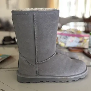 Gray Bear Paw Boots thumbnail 1