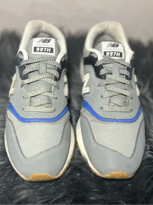 New Balance 997 Casual Trainer Sneakers Size 9.5 Women’s/8 Men’s thumbnail 3