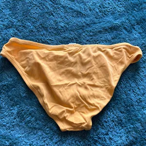 Bikini bottoms Size XS thumbnail 2