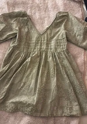 Easel Dress Green thumbnail 1