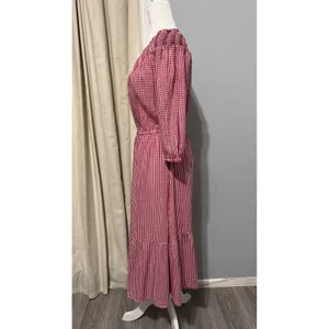 Old Navy Cotton Blend Dress S Red Gingham Smocked Off Shoulder Tiered Midi Dress thumbnail 12