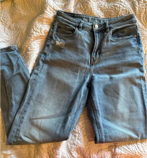American Eagle Jeans thumbnail 1