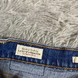 Levi's Ribcage Shorts Womens 27 Blue High Waist Button Fly Denim Spring Summer thumbnail 5