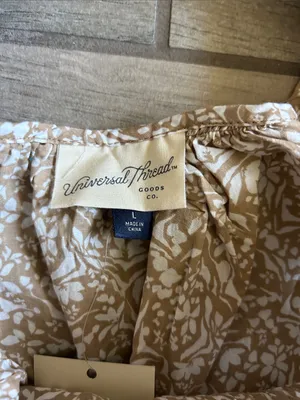 Universal Thread Cream Floral Ruffle Sleeve Blouse thumbnail 2
