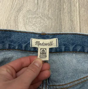 Madewell Women’s Relaxed Denim Shorts Size W27 thumbnail 6
