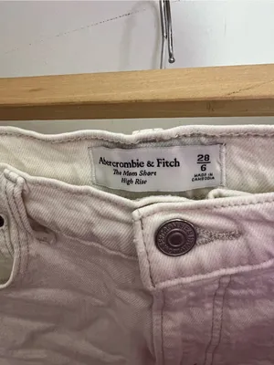 Abercrombie & Fitch White denim the mom short High-Rise size 6 thumbnail 6
