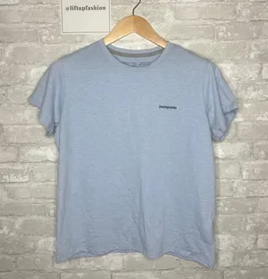 Women's P-6 Logo Responsibili Tee NWT Size XS (Steam Blue) #37567 thumbnail 2
