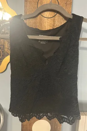Lacy black tank top  thumbnail 1