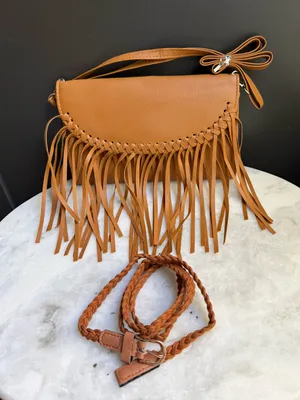 NWOT Tan Faux Leather Envelope Crossbody w/fringe tassels thumbnail 10