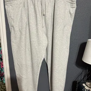 SKIMS Gray Hoodie Sweatshirt and Sweatpants thumbnail 5