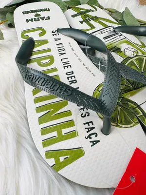 FARM Rio x Havaianas Caipirinha/Lime Print Flip Flops, Size 9/10 thumbnail 6
