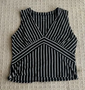Banana Republic Top‎ Malibu Large L Black White Stripe Sleeveless V-Neck 90s Y2K thumbnail 1