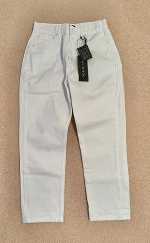 White Fox Boutique White High Waisted No Stretch Cropped Straight Jeans thumbnail 1