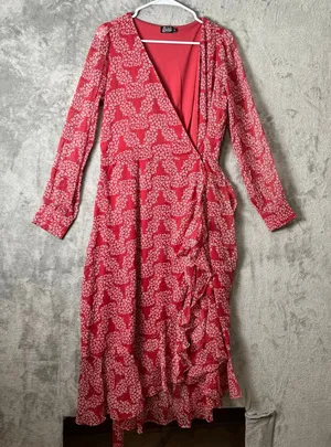 Justin Ladies Red Floral Skull Wrap Maxi Dress Longhorn Skull Western Cowgirl SM thumbnail 1