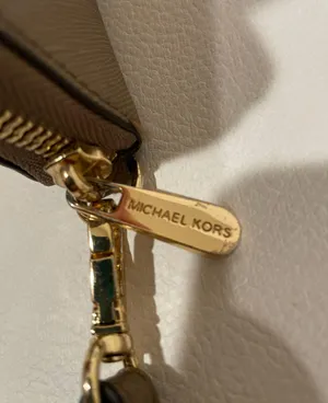 Michael Kors Wallet thumbnail 4
