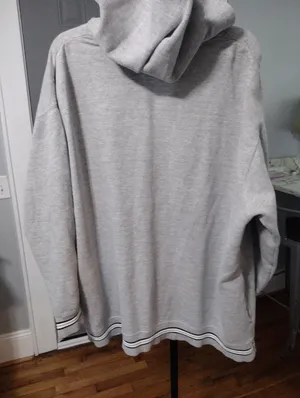 90s Disney Grey Zip-Up Hooded Sweater with Winnie the Pooh Patch thumbnail 4