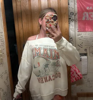 Hollister sweatshirt thumbnail 1