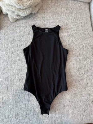 SKIMS Bodysuit thumbnail 4