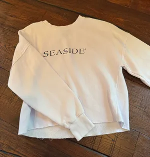The Seaside Style Cropped Sweatshirt thumbnail 1