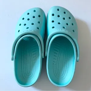 Blue Crocs thumbnail 3