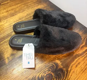 Time and tru black fur mules size 8 thumbnail 1