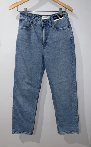 NWT Abercrombie & Fitch Jeans Blue CURVE Love UltraHigh 90s Straight 26 2R 1 thumbnail 1