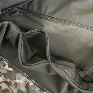 Athleta Running Free Camoflage Shorts Black Gray Camo Print thumbnail 6