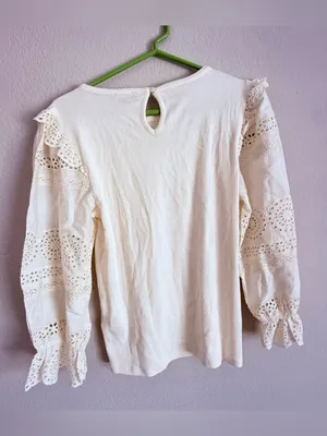 J.Crew Ruffle Trim Eyelet Vintage Ribbed Long Sleeve Top Beige Sz M thumbnail 3
