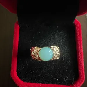 Chunky Gold Statement Ring for Women Gold Crystal Knuckle Ring Size 7 thumbnail 1