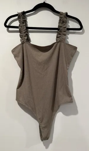 NEW Maverick The Collection Bodysuit Womens Large Olive Green Stretch Travel thumbnail 1